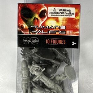 Wicked Duals | Humans Vs Aliens | 10 Plastic Vinyl Action Figures